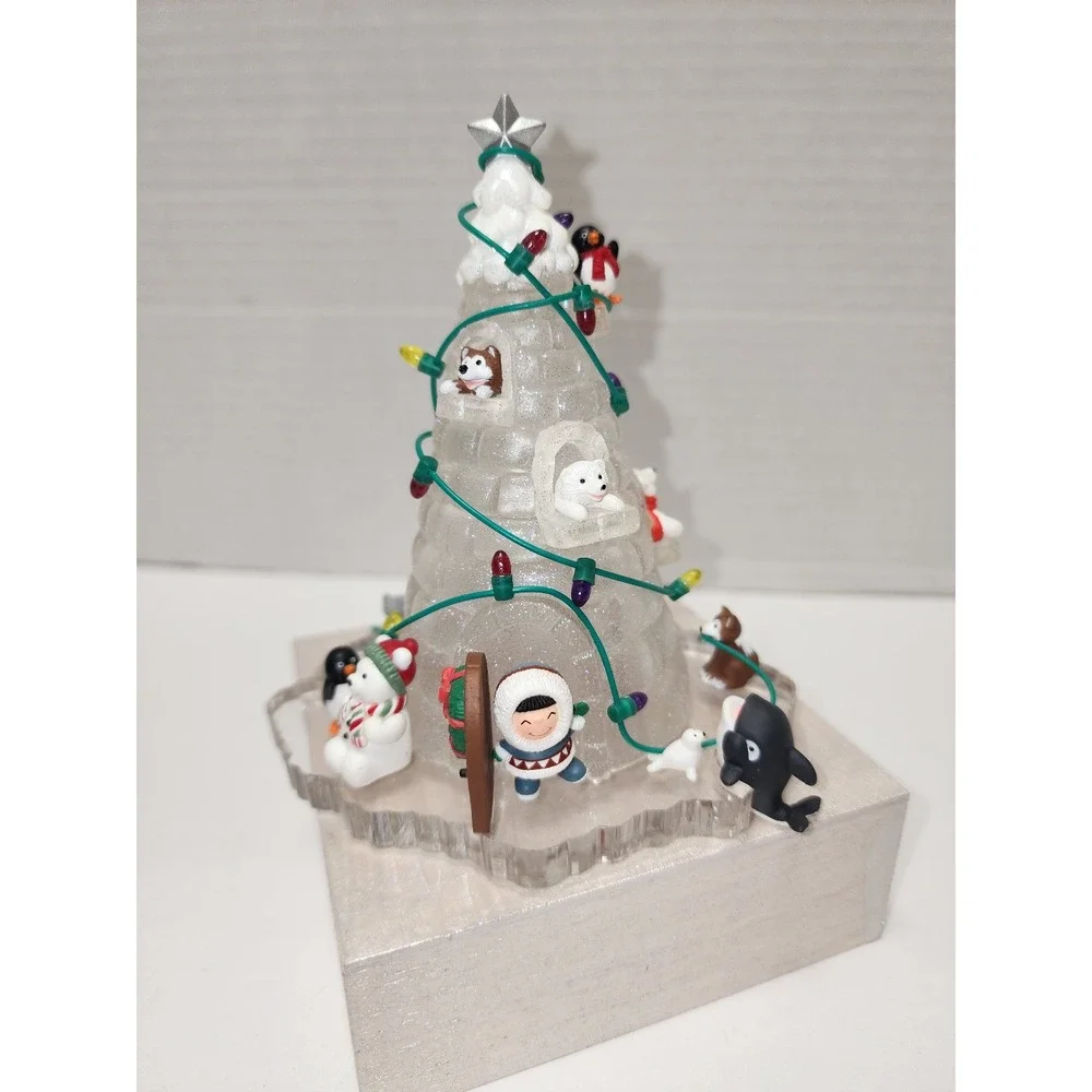 2004 Hallmark Keepsake Christmas‎ Tree Ornament Winterfest Frosty Friends light